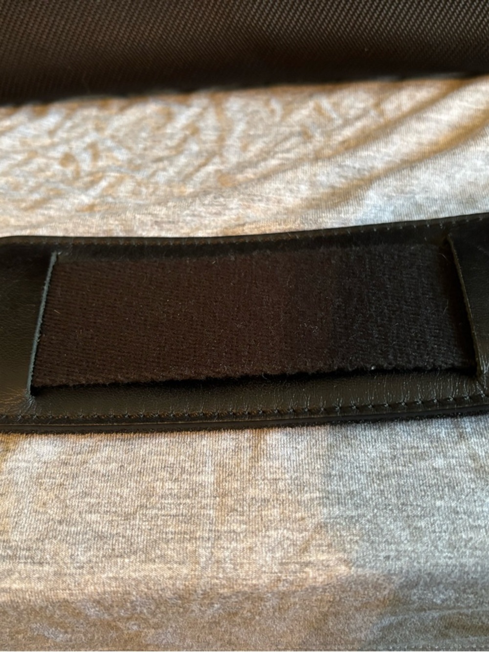 Burberry Black Nylon & Leather Messenger Bag Iconic Check Detail Very Good Cond - Picture 3 of 10